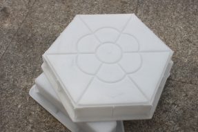 實心護(hù)坡磚模具的種類和用途