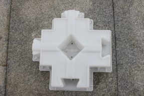 連鎖護(hù)坡磚塑料模具的簡(jiǎn)介及用途